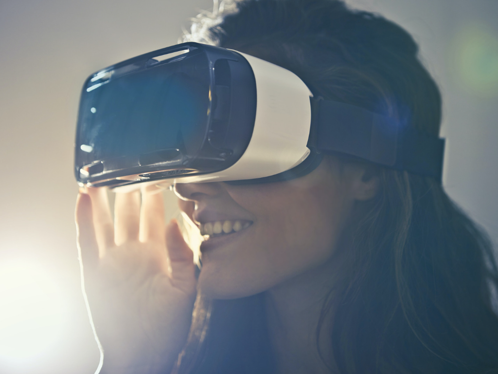 Exploring the Therapeutic Benefits of Virtual Reality (VR) in Alleviating Stress and Anxiety